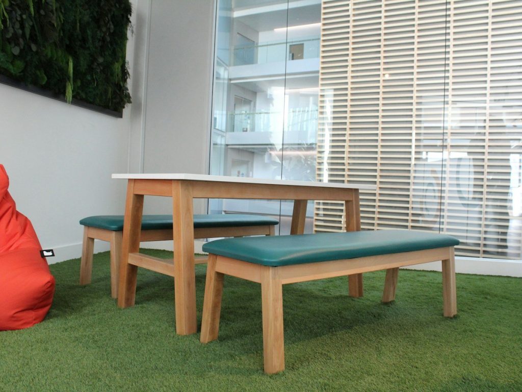 How to Select Commercial Indoor Artificial Turf for Safe Spaces