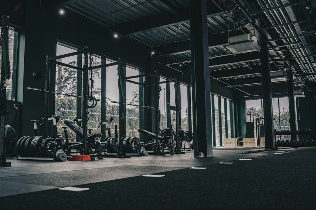 Artificial Turf for Gym & Indoor Training Zones: Performance, Safety & Selection