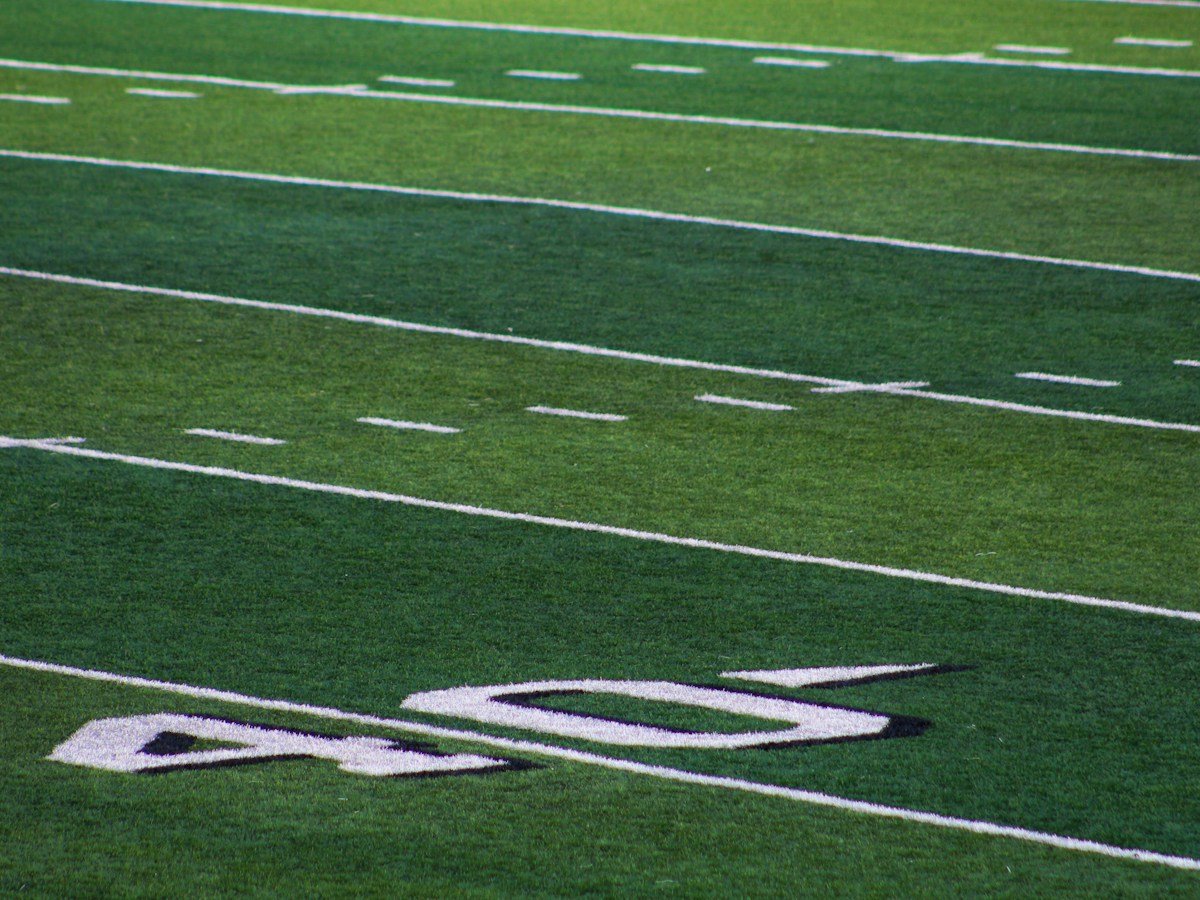 Sports Artificial Grass for Football Field and Multi Purpose Sports Court