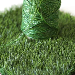 30mm Durable Waterproof Artificial Grass Fireproof Plastic Landscaping Grass Green Carpet Roll for Outdoor Decoration Easy