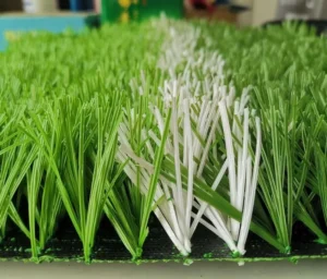 Artificial Grass Carpet Animal Topiary Bear Grass Carpet Outdoor 50 mm Indoor Plastic Topiary Sculpture