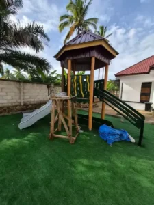 Artificial Turf Pet-Friendly Non-Toxic Indoor Garden Backyard Landscaping High-Density Eco-Friendly Fireproof UV Rose
