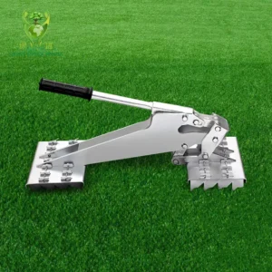 Artificial Turf Seam Tensioner and Turf Puller for Joint Fixing During Gluing