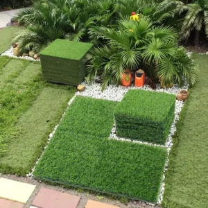 Decorative Artificial Grass Tile Interlocking Grass Deck Tiles Synthetic Grass Flooring Mat Patio Balcony Use