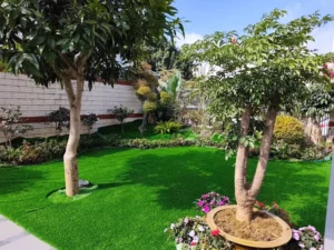 Eco-Friendly Spring Green 4cm Realistic Artificial Grass for Courtyard Kids Garden and Playground Landscaping