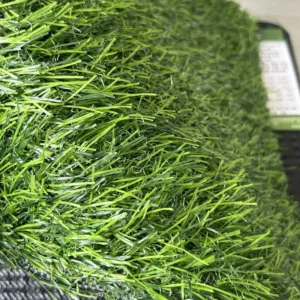 Factory Price Artificial Grass Roll for Construction Boundary Fence Cover Temporary Landscaping Outdoor Green Projects