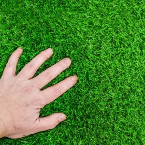 High-Density 10mm Grass 20mm PE Synthetic Turf Table Mat Indoor/Outdoor Artificial Short Grass for Backyard and Wall