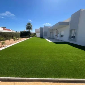 High Density Outdoor Fireproof Synthetic Grass Carpet Artificial Turf for Yard Decor