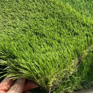 High Quality 30mm Durable PE Plastic Artificial Grass Eco Friendly Natural Lawn Green Synthetic Turf for Home Garden