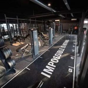 Short-Pile Strong-Fiber Artificial Turf for CrossFit and Fitness Training